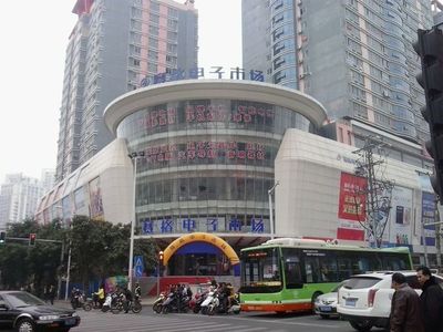 南寧手機配件批發市場 扎根還是炒貨？新代理商需掌握的“進貨地圖”與避坑指南